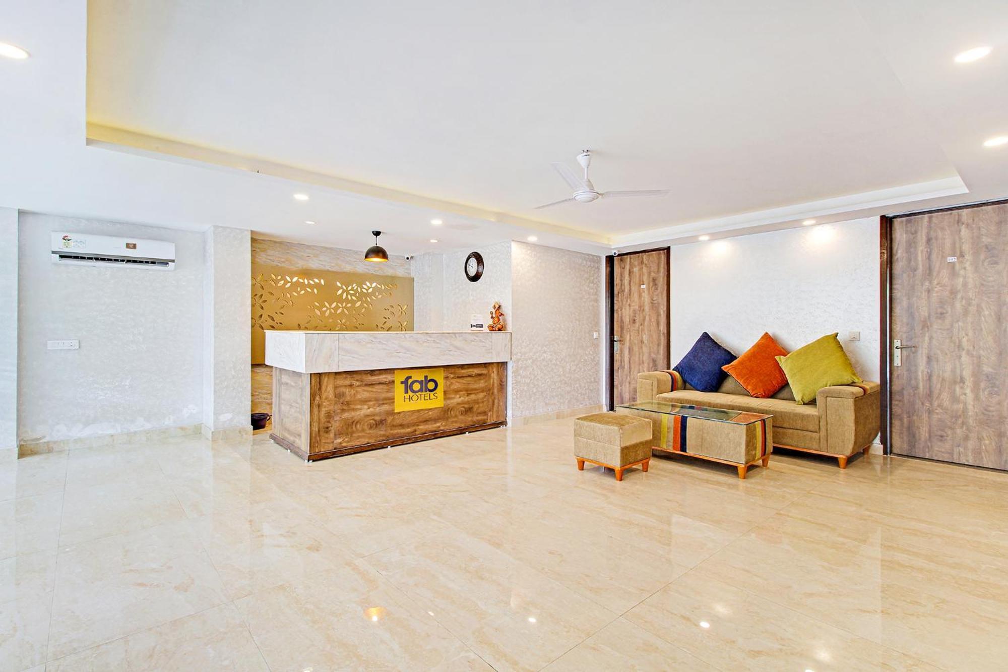 Fabhotel Soft Petals Gurgaon Exterior photo